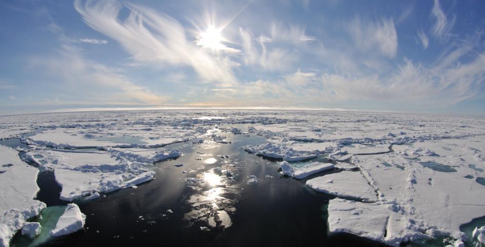 ENORMI ICEBERG SOTTO AL SOLE - CPH