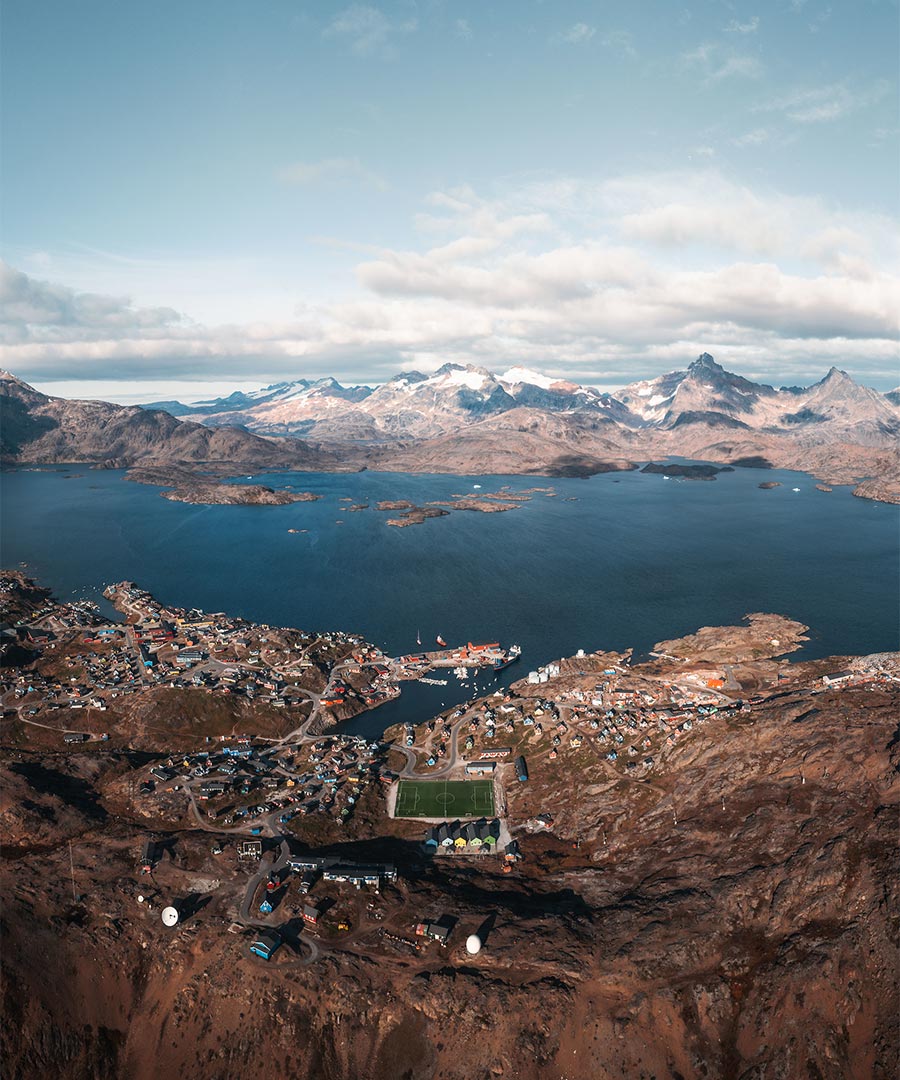 Veduta di Tasiilaq alla fine dell'estate, Groenlandia